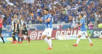 Cruzeiro vence Atlético no Mineirão, mas decisão do Mineiro permanece em aberto