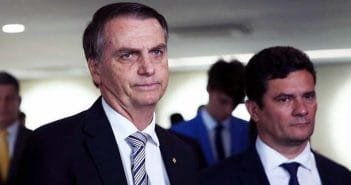 Os normais anormais tomam conta do país e levam a colônia ao caos jurídico e econômico