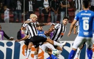 Cruzeiro perde mais uma partida para o Atlético e acirra crise na Toca da Raposa