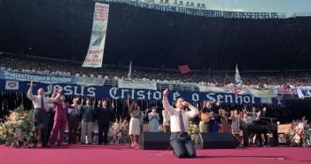Igrejas neopentecostais ameaçam democracia na América Latina