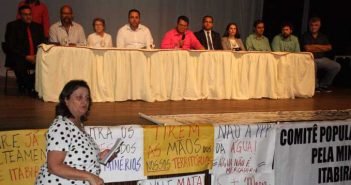 Moradores e ativistas exercitam a democracia direta em Audiência Pública das Barragens no Centro Cultural