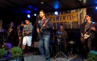 Nem só de breganejo vive a música itabirana. Há também vida inteligente com bandas rompendo a mesmice da indústria cultural