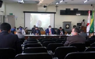 Vereador acusa Heraldo Noronha de participar de “rachadinha” e pede a sua renúncia da presidência da Câmara de Itabira