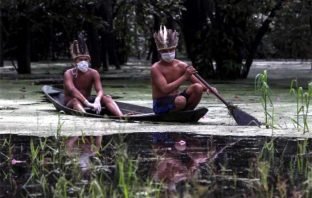 Transmissão do coronavírus se agrava nas aldeias indígenas e demanda ações urgentes de contenção