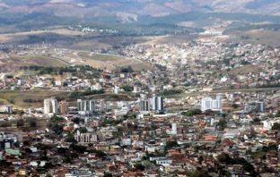 Candidatos a prefeito de Itabira assinam compromisso anticorrupção proposto pelo OSBI, menos Ronaldo Magalhães que apresentou justificativas