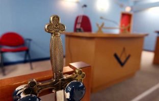 Maçonaria e Opus Dei em derrapagem incondicional. Para quê e a quem servem