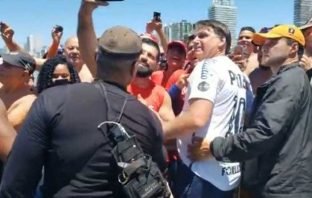 Eu acuso: Bolsonaro é genocida