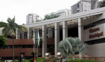 Intrigas virtuais semeiam discórdias entre Executivo e Legislativo itabirano, diz Heraldo Noronha